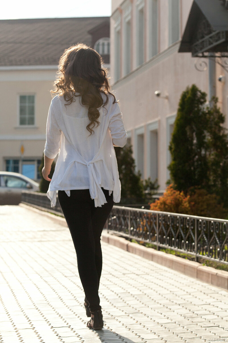 Фатима, 36
